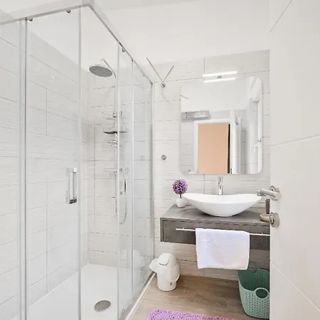 Holiday home Fuer 8 Personen Ca 170 Qm In Sveti Vid-miholjice, Kvarner Bucht Krk *